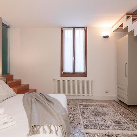 Casanova Deluxe Apartment By Wonderful Italy Венеция Экстерьер фото