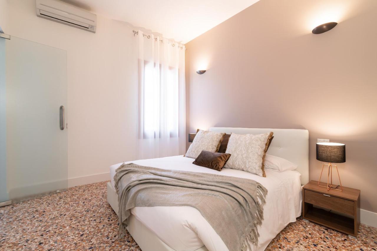 Casanova Deluxe Apartment By Wonderful Italy Венеция Экстерьер фото